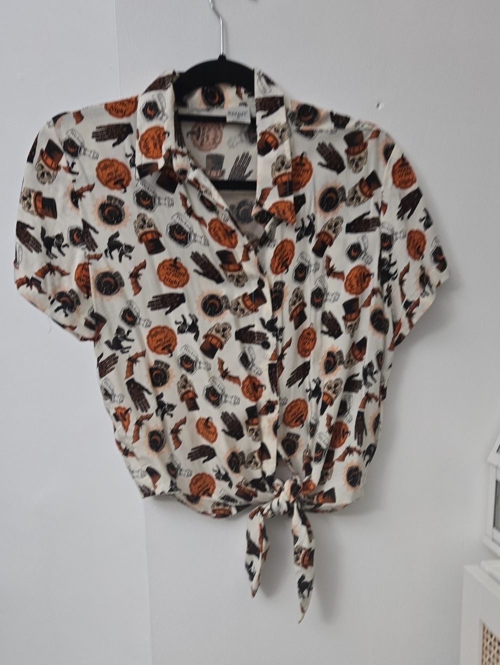 Spirit Kids Short-Sleeve Tie-Front Shirt in Cream, Brown & Orange